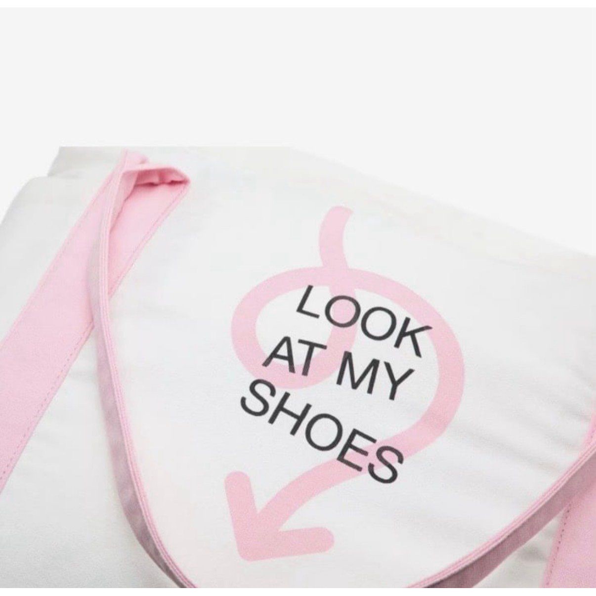 Dsw Canvas Tote Duffel Carry Bag Ivory/Pink Durable Zipper Look At My Shoes New — image 5 of 8